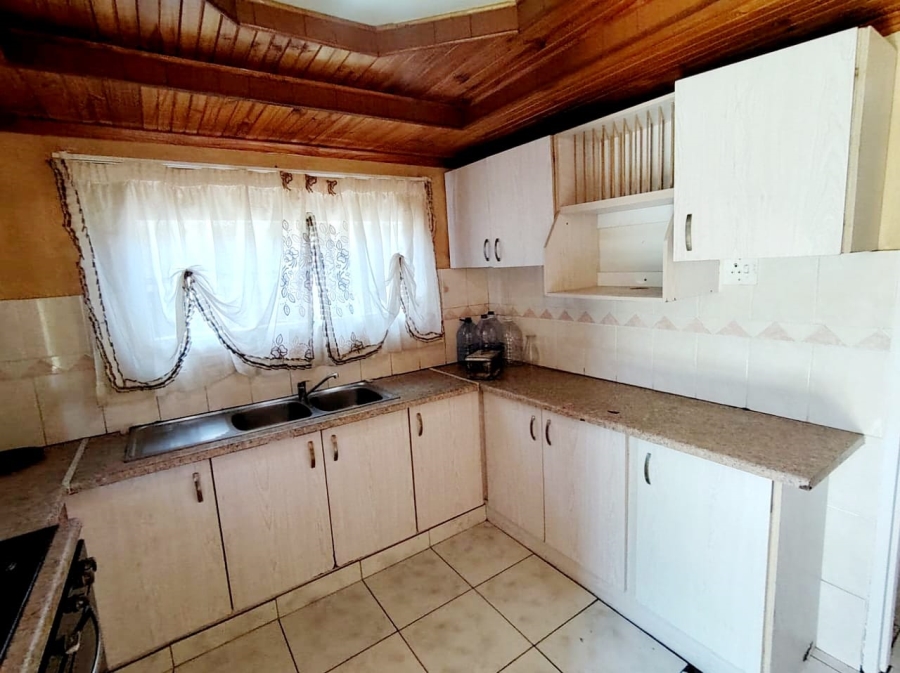 4 Bedroom Property for Sale in Mdantsane Nu 17 Eastern Cape
